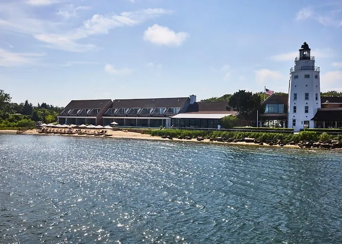 Yacht Club